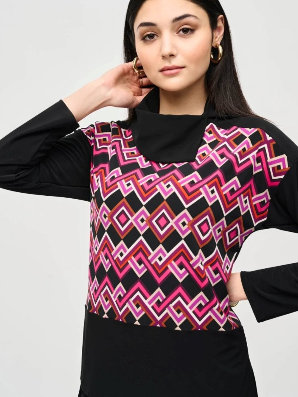 NWT $195 Black / Multi Geometric Print Pullover JOSEPH RIBKOFF M 10 style 243071